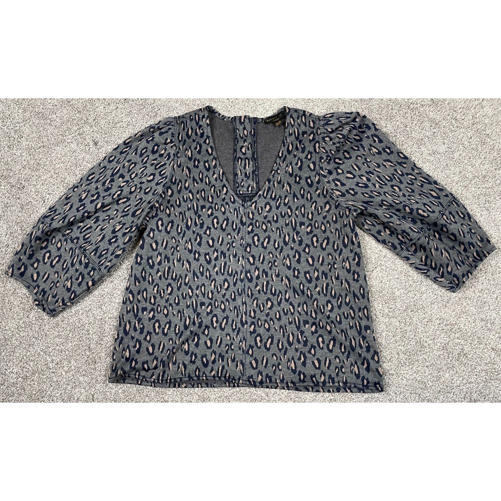Current Air Shirt Womens Small Leopard Cheetah Preppy Classic Glam Modern Career